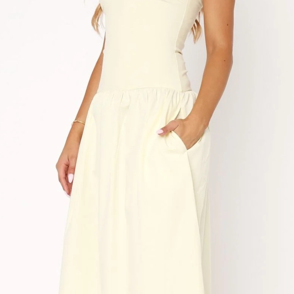 White Fox Boutique Take Back Strapless Maxi Dress With Pockets in Lemon Size XS - Picture 2 of 6